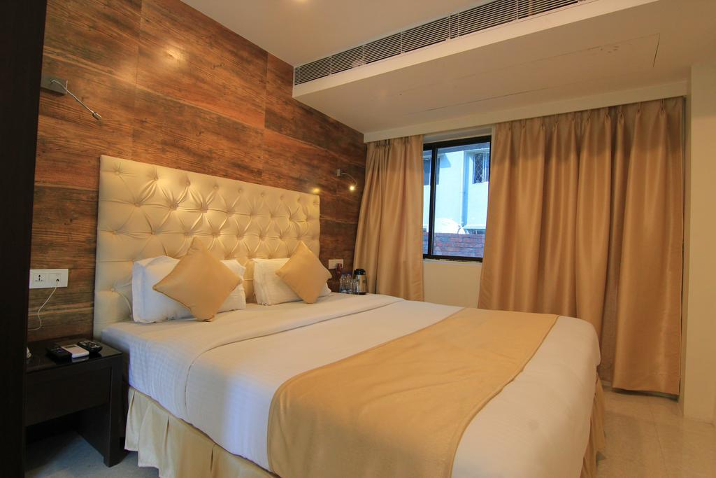 Hotel O2 Oxygen Kolkata Room photo