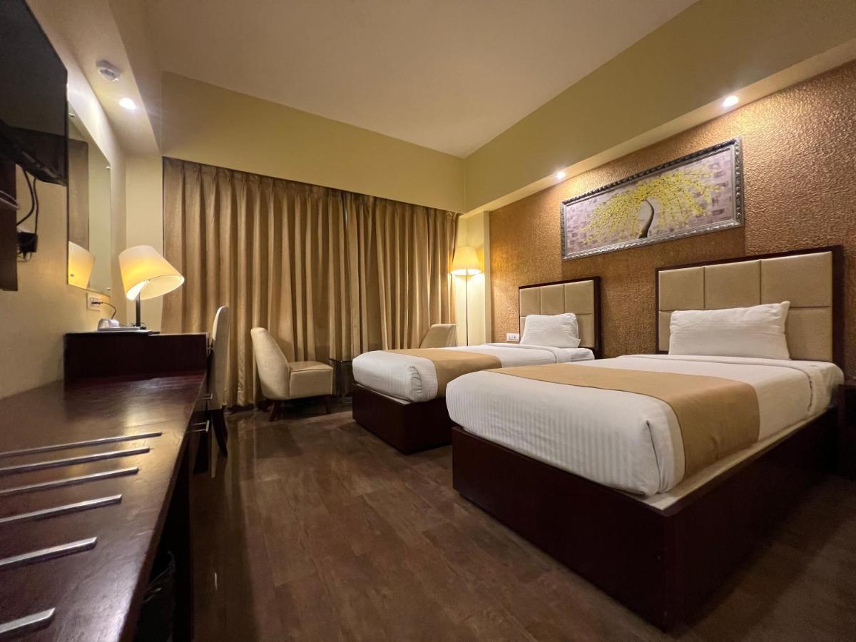 Hotel O2 Oxygen Kolkata Exterior photo